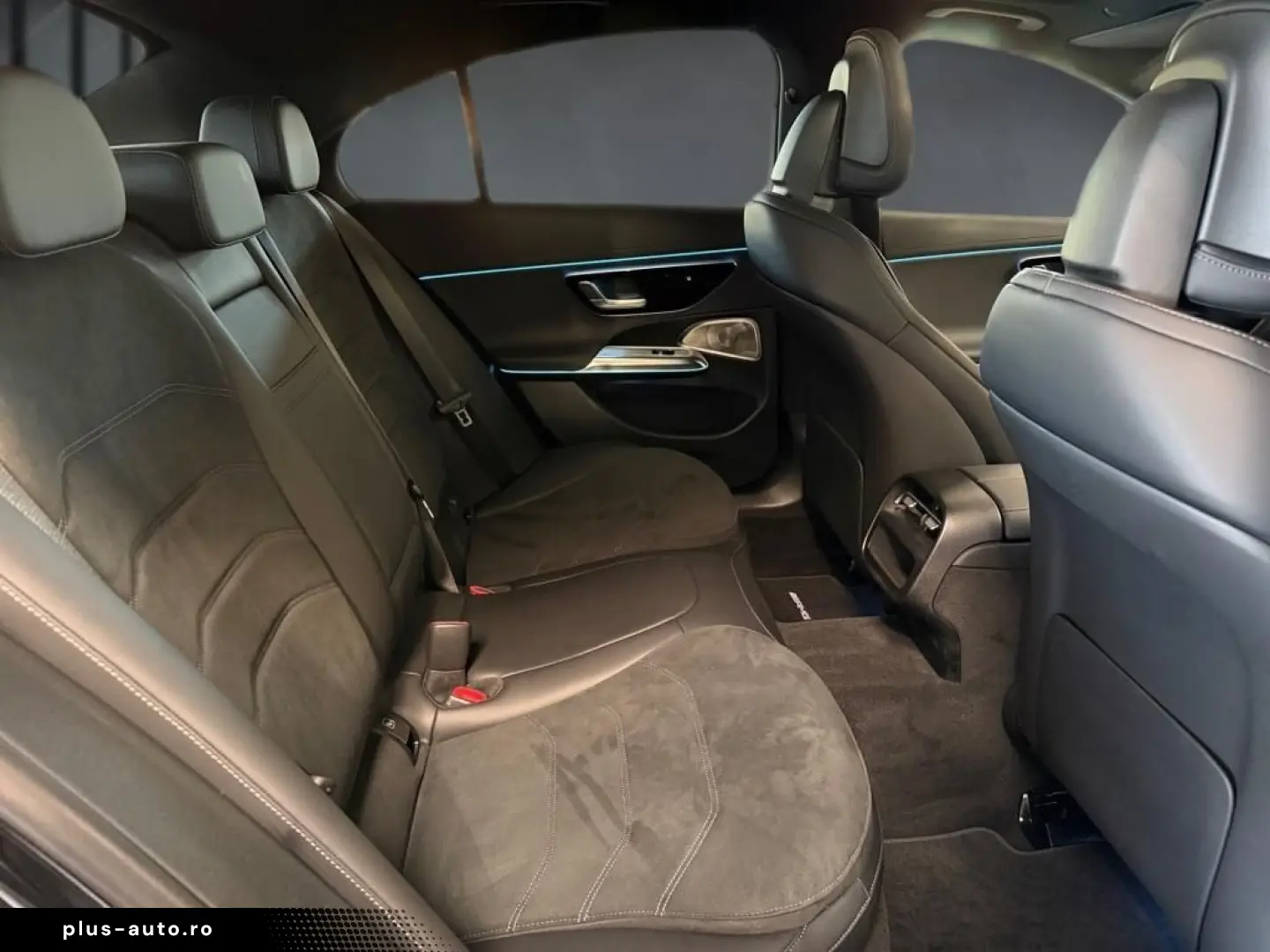 MERCEDES-BENZ E 450 4M AMG DIGITAL PANORAMA NIGHT BURMESTER