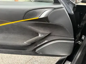 FERRARI Roma 3.9 T V8 DCT  Ferrari Garantie Carbon BRD