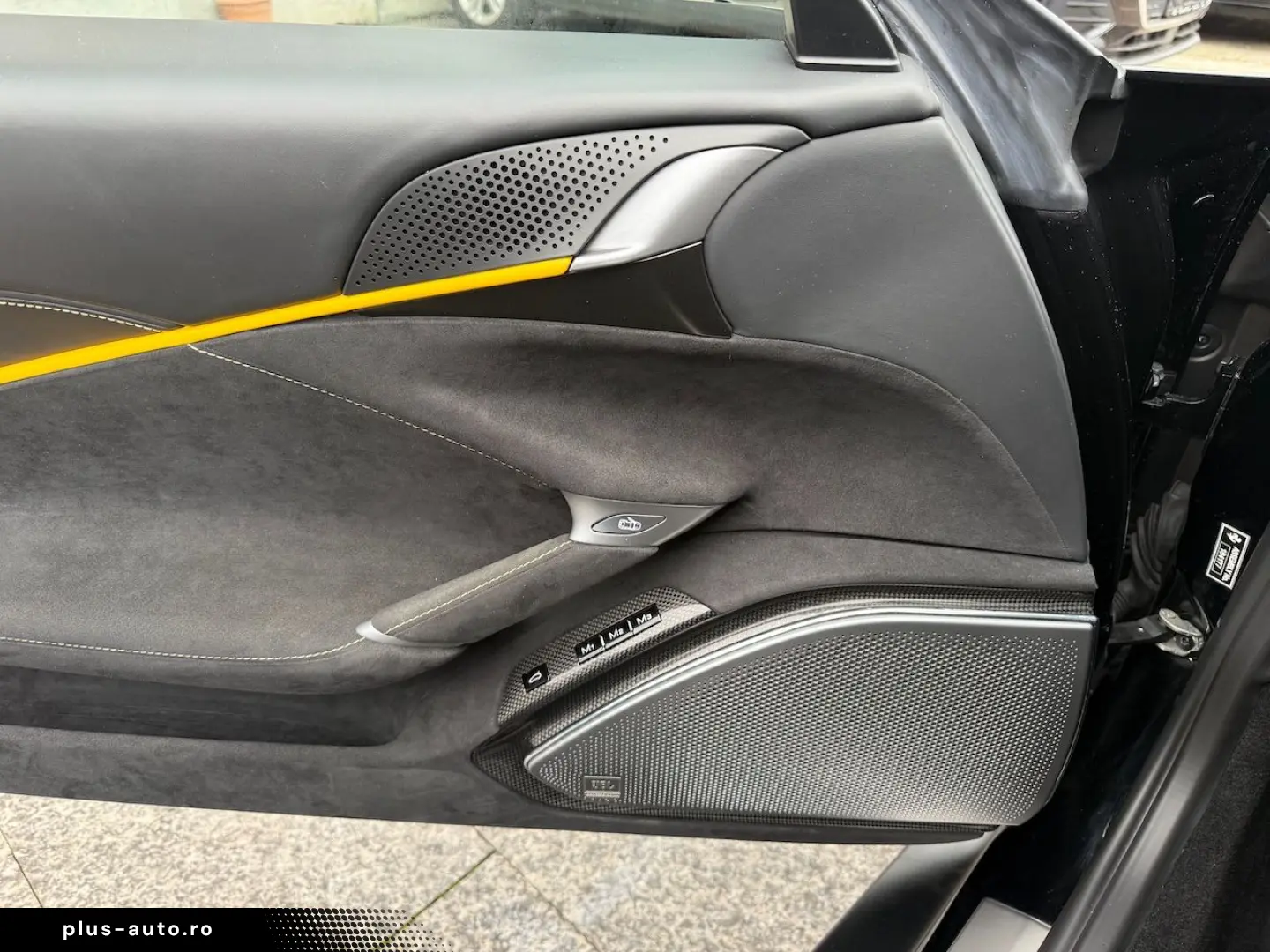 FERRARI Roma 3.9 T V8 DCT  Ferrari Garantie Carbon BRD