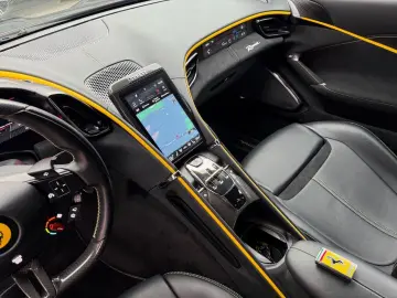 FERRARI Roma 3.9 T V8 DCT  Ferrari Garantie Carbon BRD