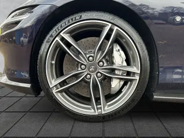 FERRARI Roma Carbon DisplayPassenger Magneride MatrixLED