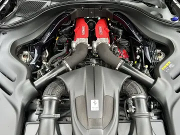 FERRARI Roma Carbon DisplayPassenger Magneride MatrixLED