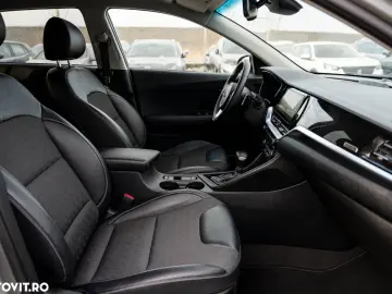 Kia Niro 1.6 GDI PHEV 2WD OPF Aut. Vision