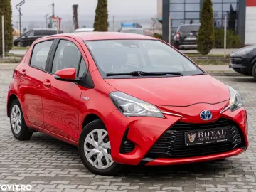 Toyota Yaris 1.5 VVT-i HSD Active