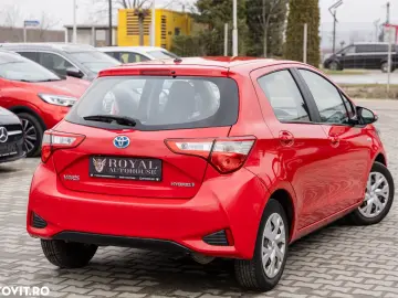 Toyota Yaris 1.5 VVT-i HSD Active