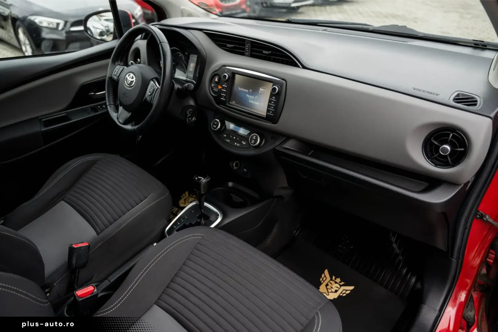 Toyota Yaris 1.5 VVT-i HSD Active