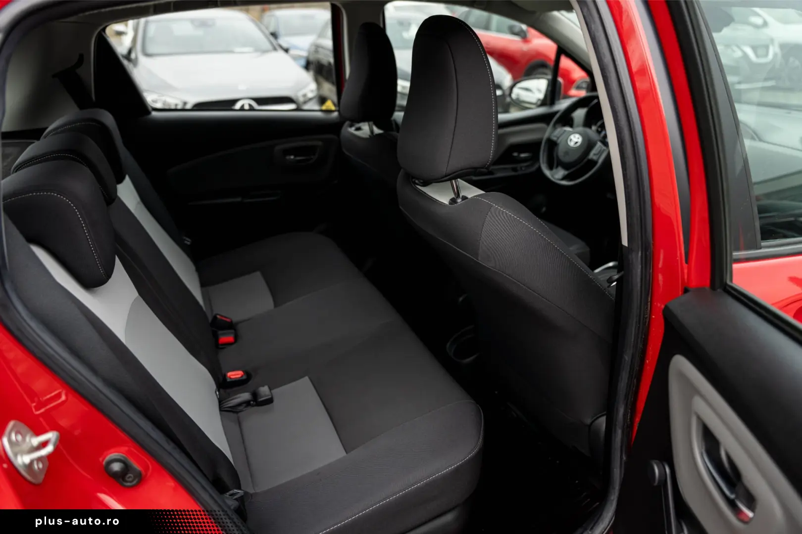 Toyota Yaris 1.5 VVT-i HSD Active