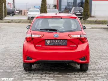 Toyota Yaris 1.5 VVT-i HSD Active