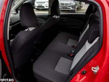 Toyota Yaris 1.5 VVT-i HSD Active