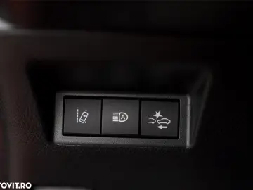 Toyota Yaris 1.5 VVT-i HSD Active