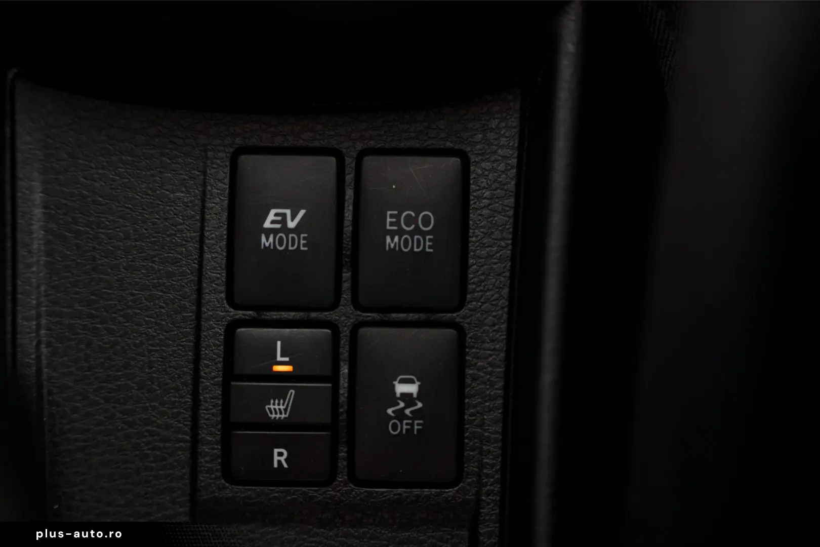 Toyota Yaris 1.5 VVT-i HSD Active