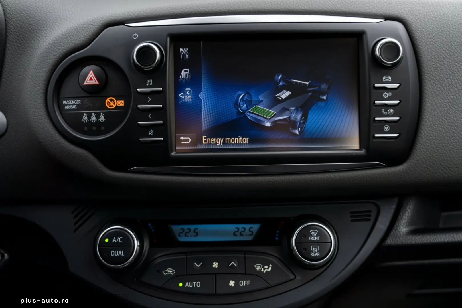 Toyota Yaris 1.5 VVT-i HSD Active