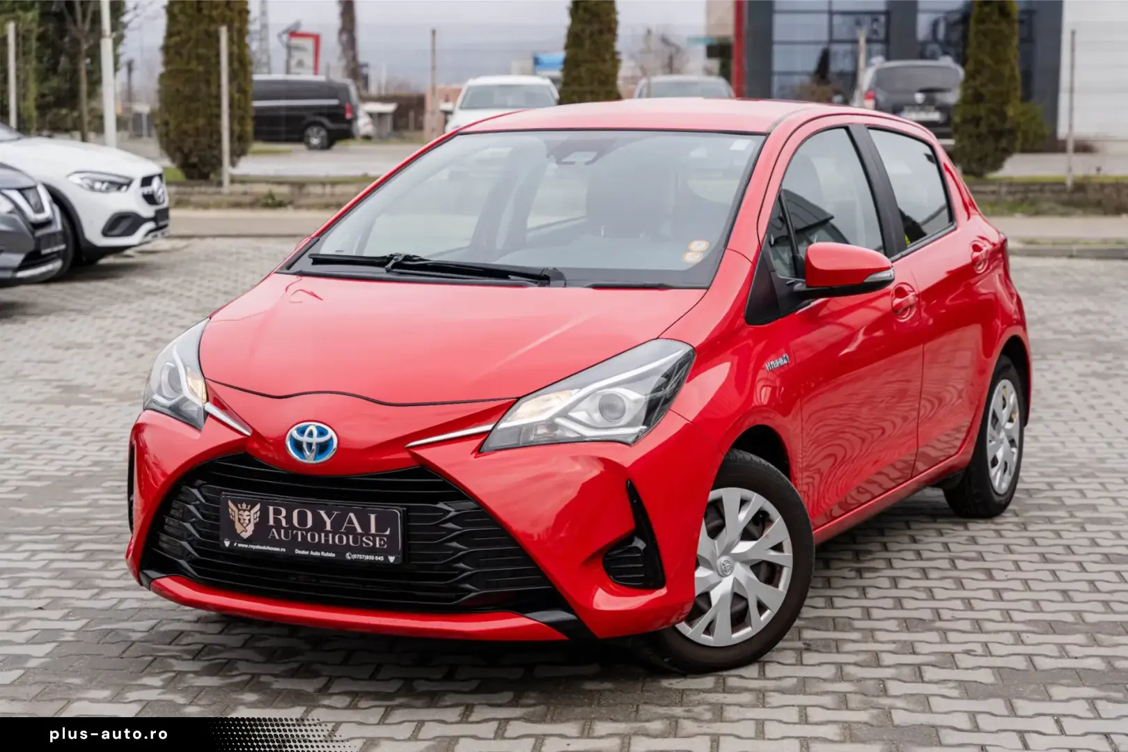 Toyota Yaris 1.5 VVT-i HSD Active