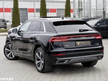 Audi Q8 SUV TDI quattro 210 kW tiptronic S line business