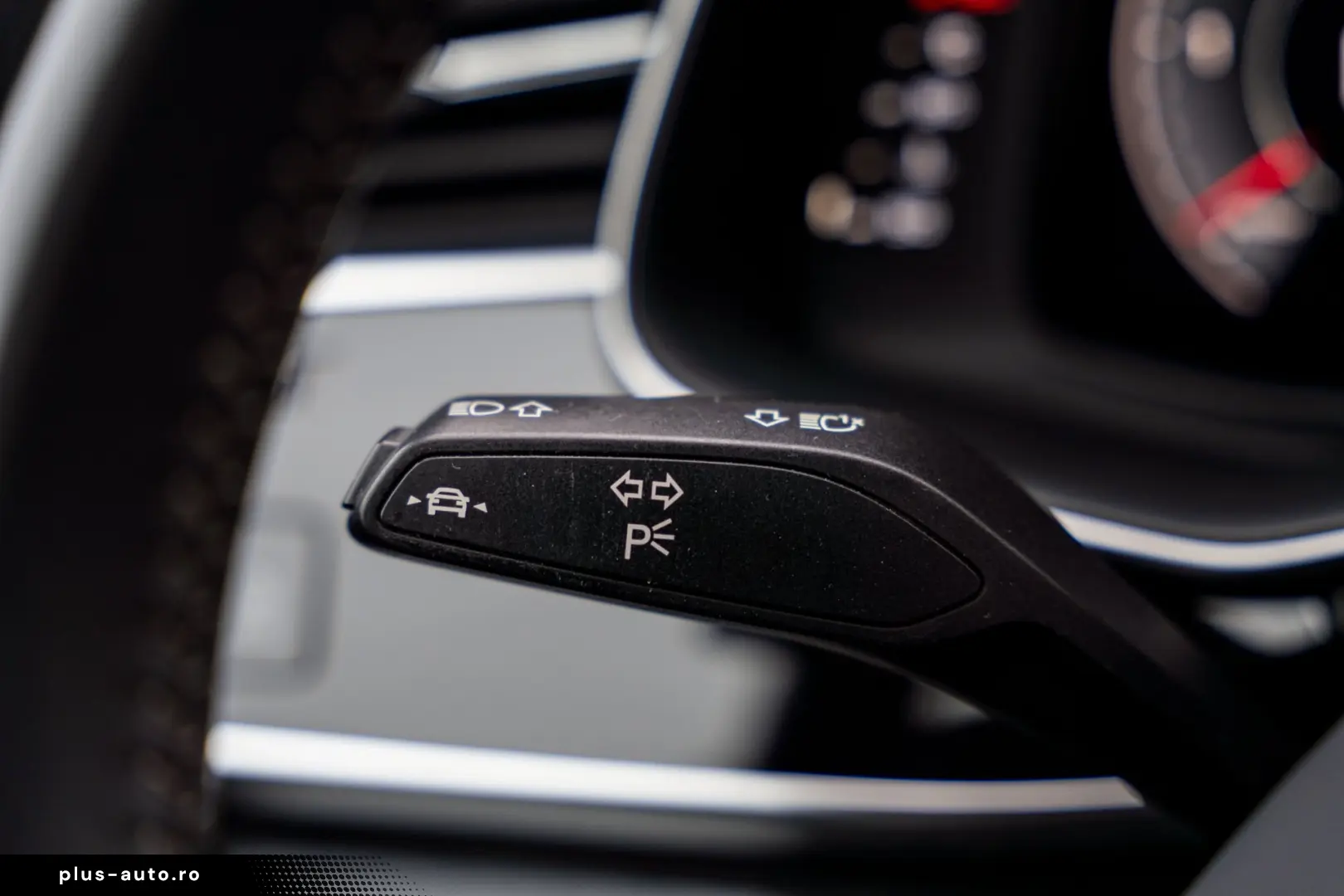 Audi Q8 SUV TDI quattro 210 kW tiptronic S line business