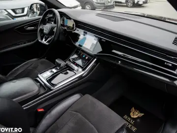 Audi Q8 SUV TDI quattro 210 kW tiptronic S line business