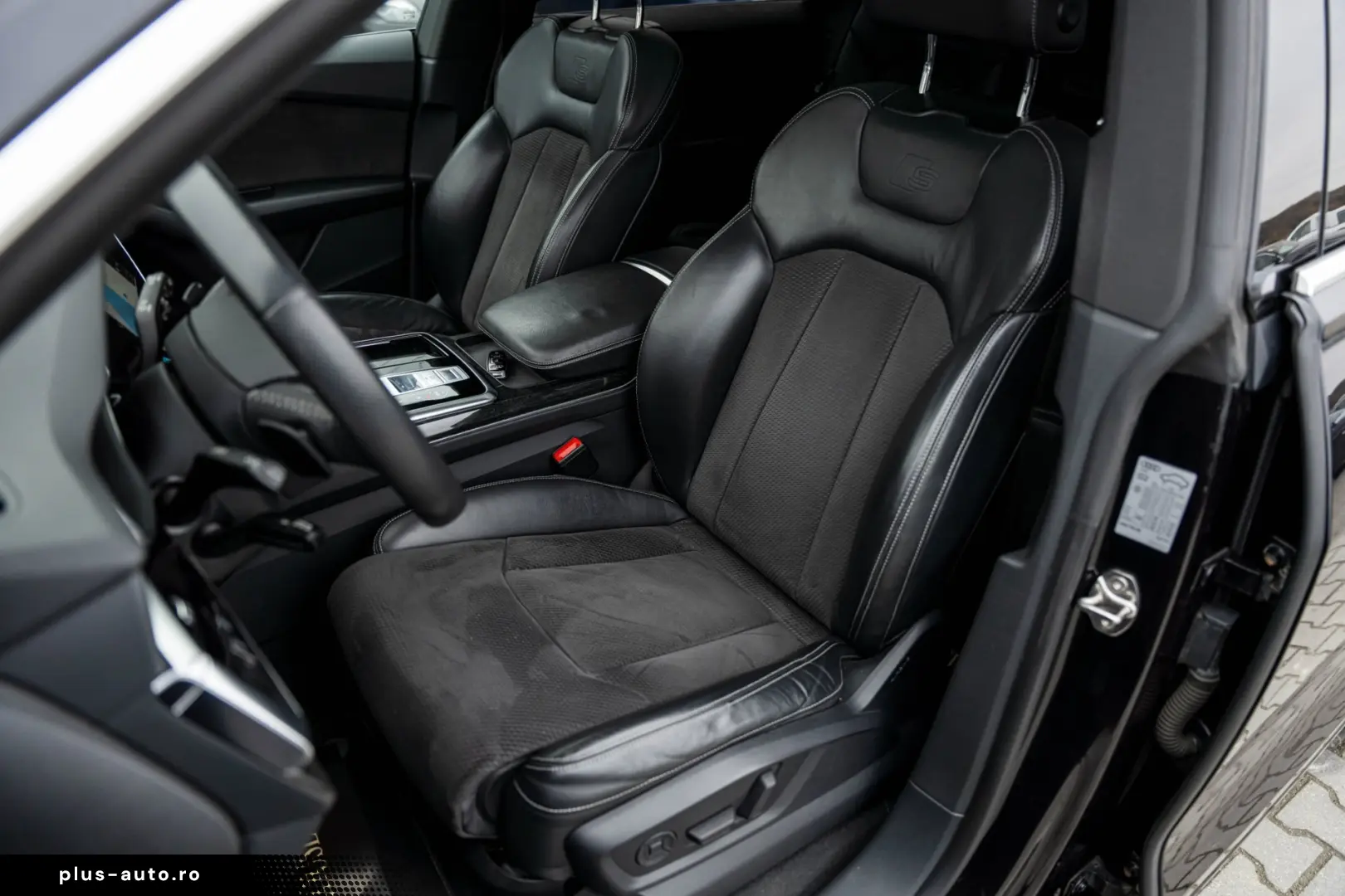 Audi Q8 SUV TDI quattro 210 kW tiptronic S line business