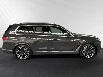 BMW X7 xDrive40i