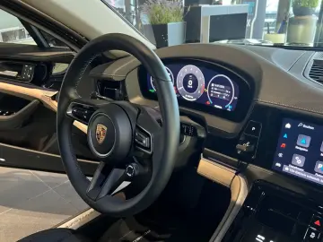 Porsche Panamera 4 InnoDrive Soft Close Sitzbelüftung