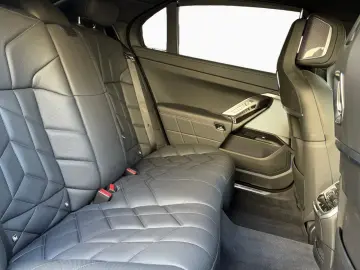 BMW 740d xDrive M Sport Pro