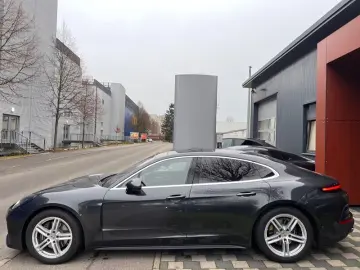 Porsche Panamera 4 Vollleder Adaptives Fahrwerk
