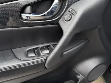 Nissan X-Trail Tekna 7 Locuri 1.6 diesel de vânzare in RATE