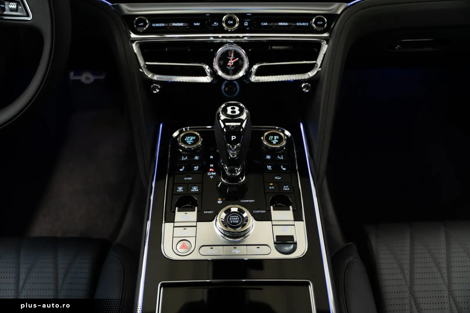 BENTLEY Flying Spur Azure V8