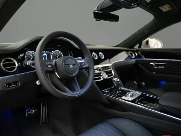 BENTLEY Flying Spur Azure V8