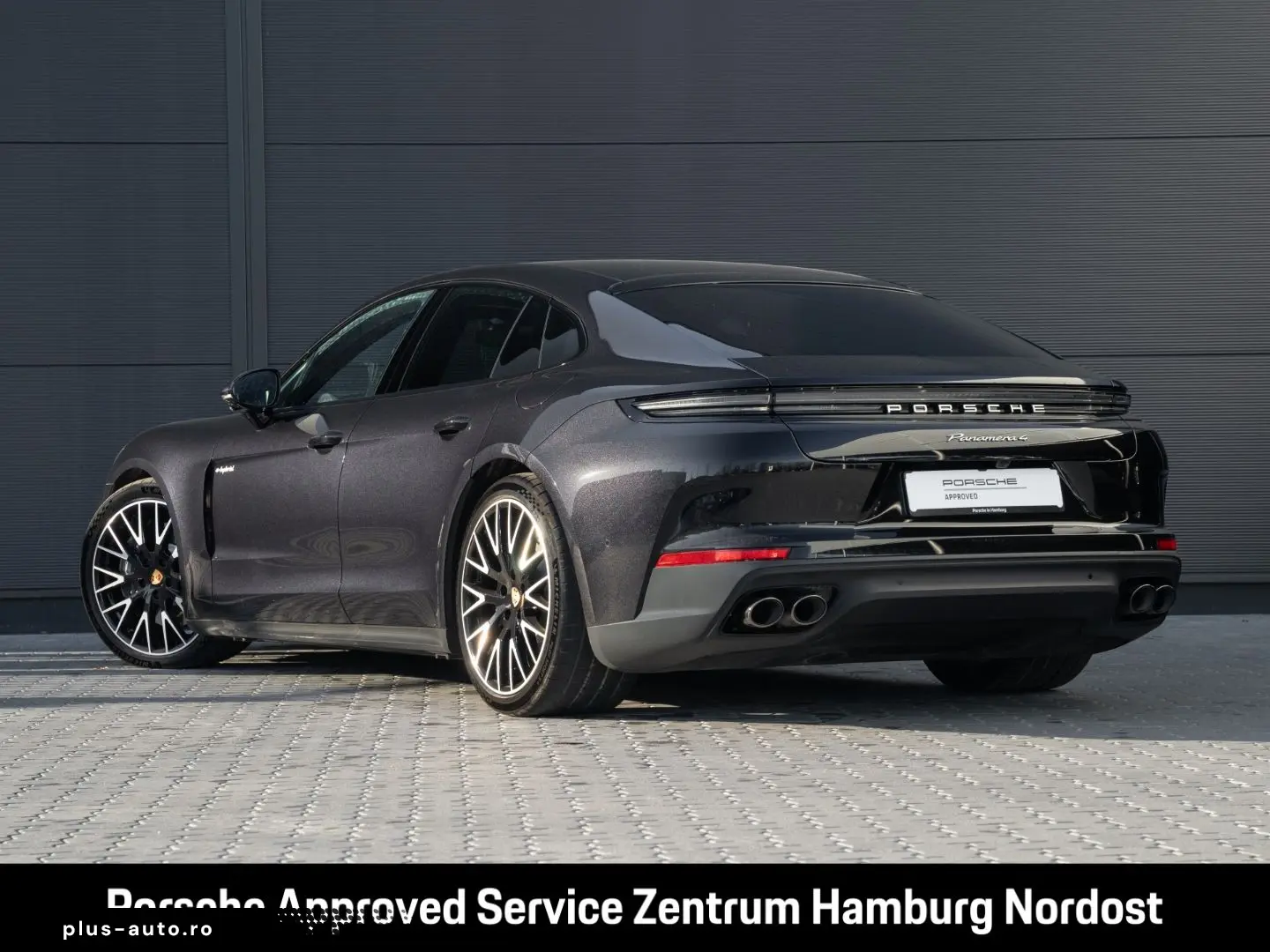 PORSCHE Panamera 4 E-Hybrid