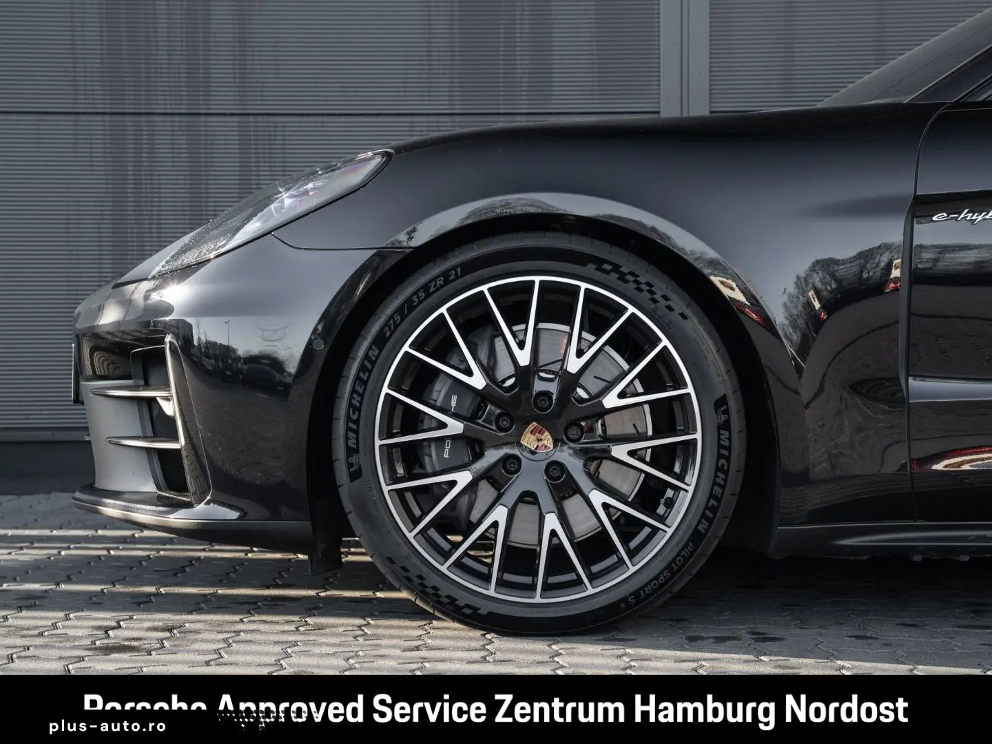 PORSCHE Panamera 4 E-Hybrid