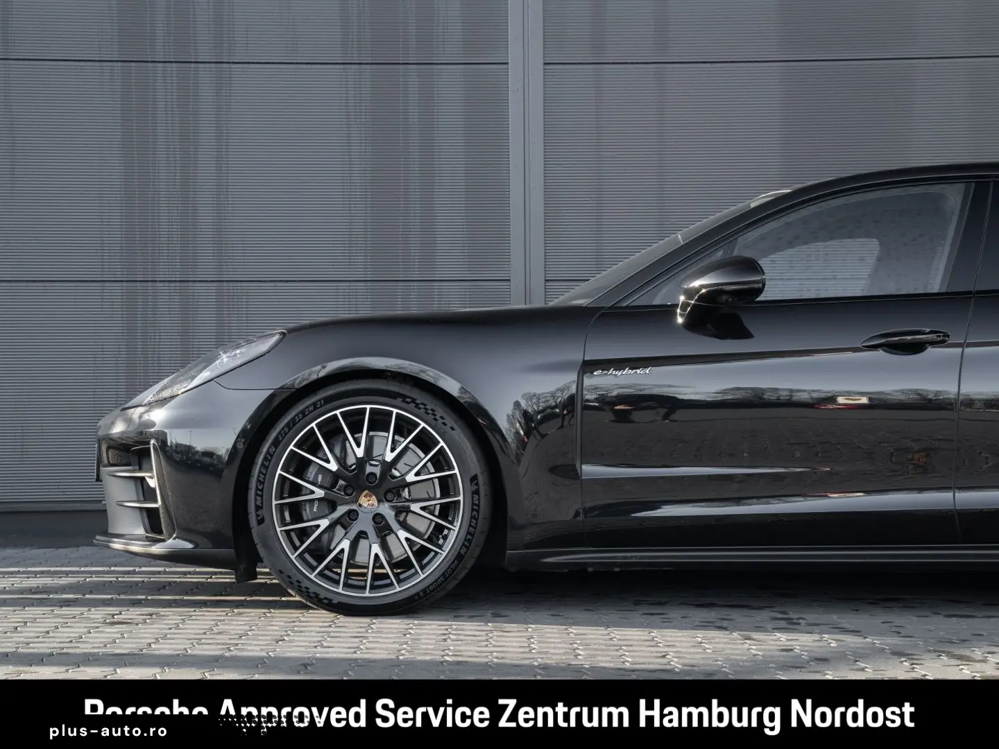 PORSCHE Panamera 4 E-Hybrid