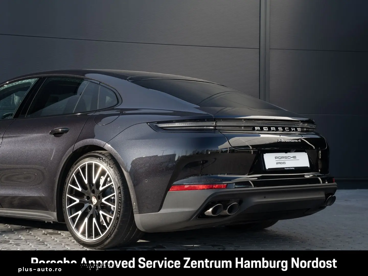 PORSCHE Panamera 4 E-Hybrid