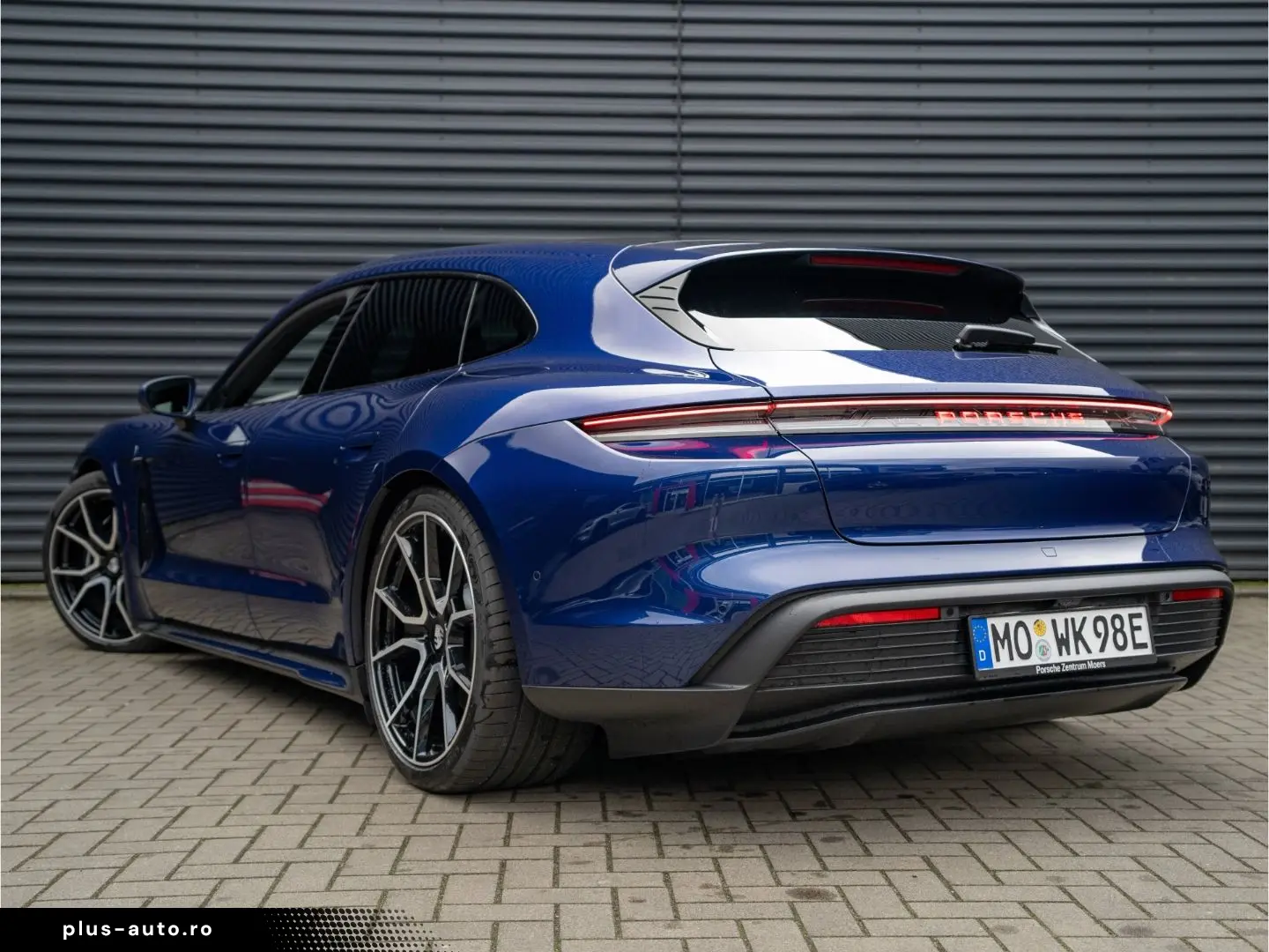 PORSCHE Taycan 4S Sport Turismo