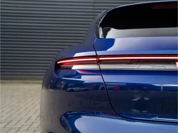 PORSCHE Taycan 4S Sport Turismo