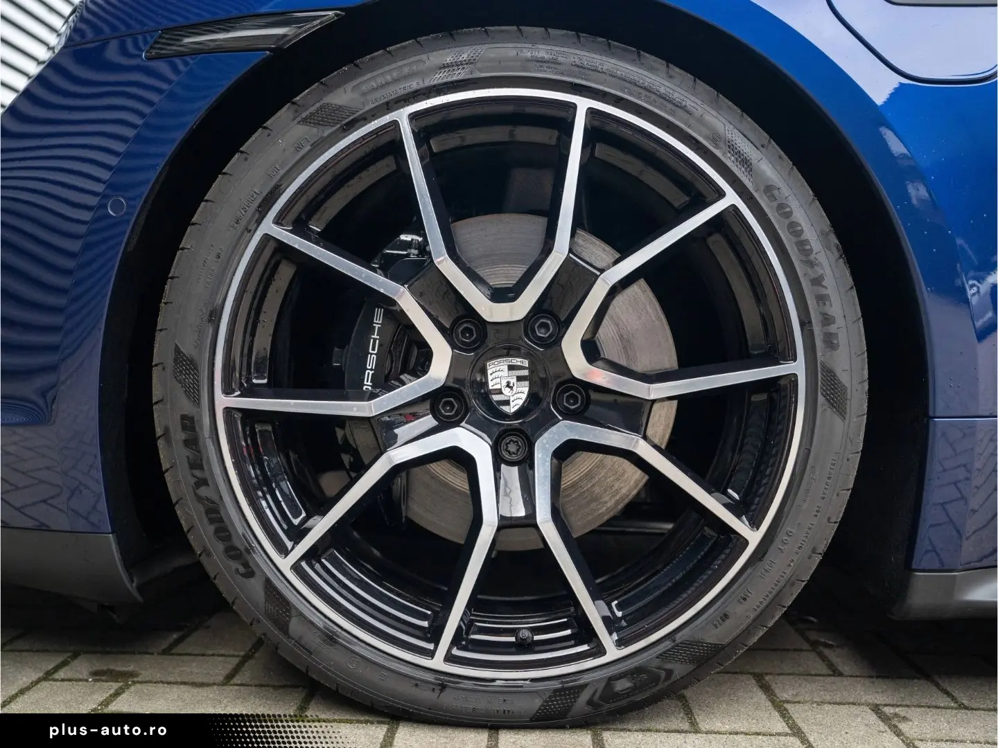 PORSCHE Taycan 4S Sport Turismo