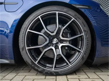 PORSCHE Taycan 4S Sport Turismo