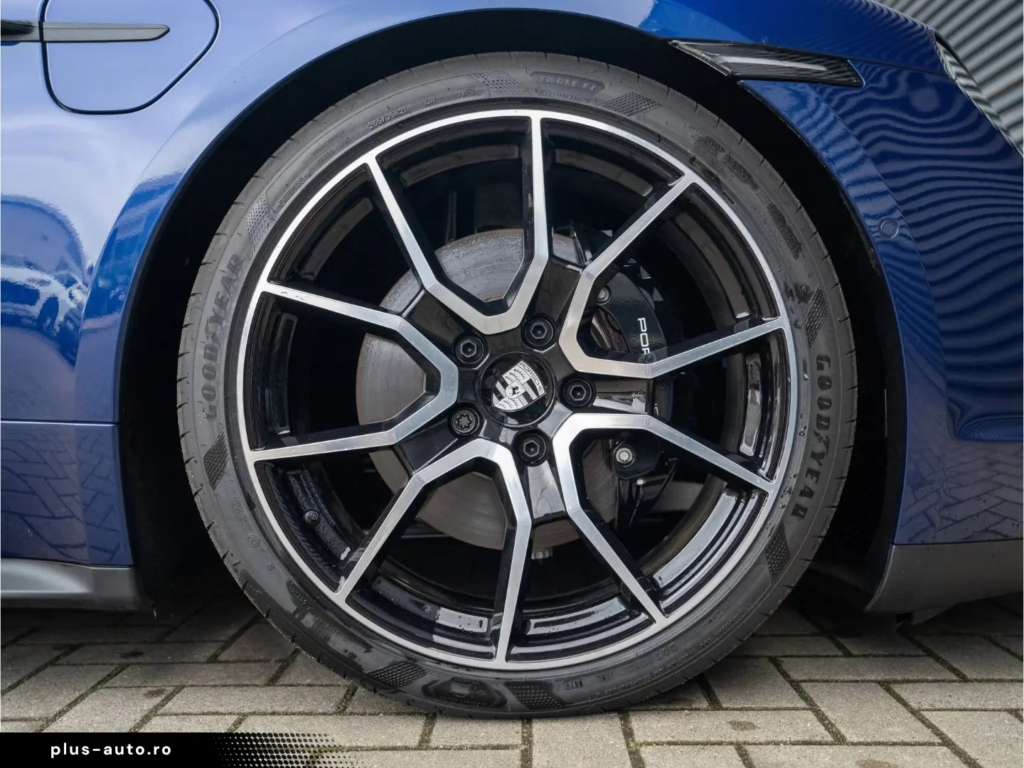 PORSCHE Taycan 4S Sport Turismo