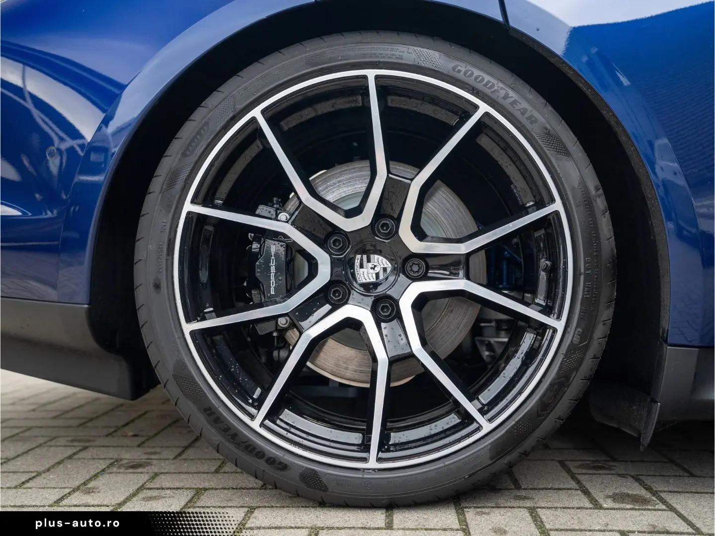 PORSCHE Taycan 4S Sport Turismo