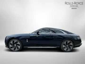 ROLLS ROYCE Spectre - Bespoke Starlight Shooting Star
