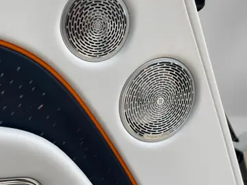 ROLLS ROYCE Spectre - Bespoke Starlight Shooting Star