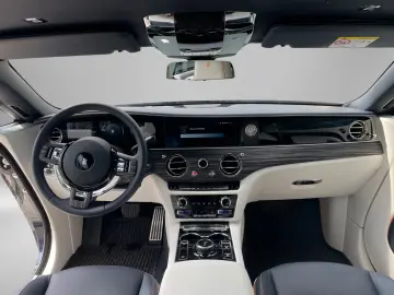 ROLLS ROYCE Spectre - Bespoke Starlight Shooting Star