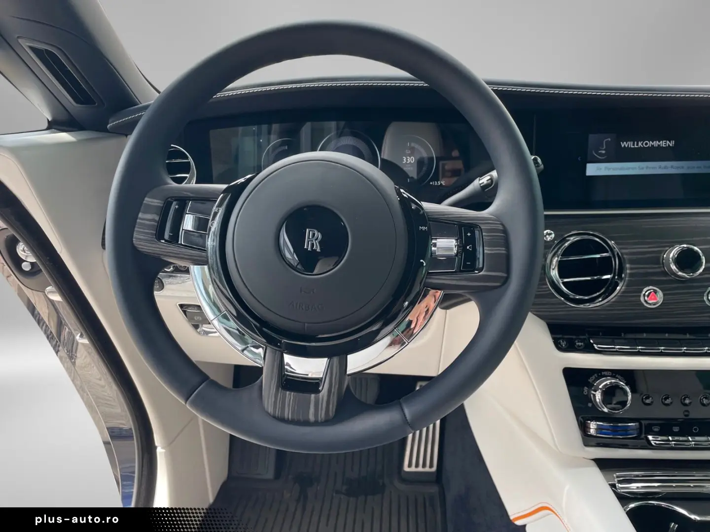 ROLLS ROYCE Spectre - Bespoke Starlight Shooting Star