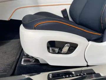 ROLLS ROYCE Spectre - Bespoke Starlight Shooting Star