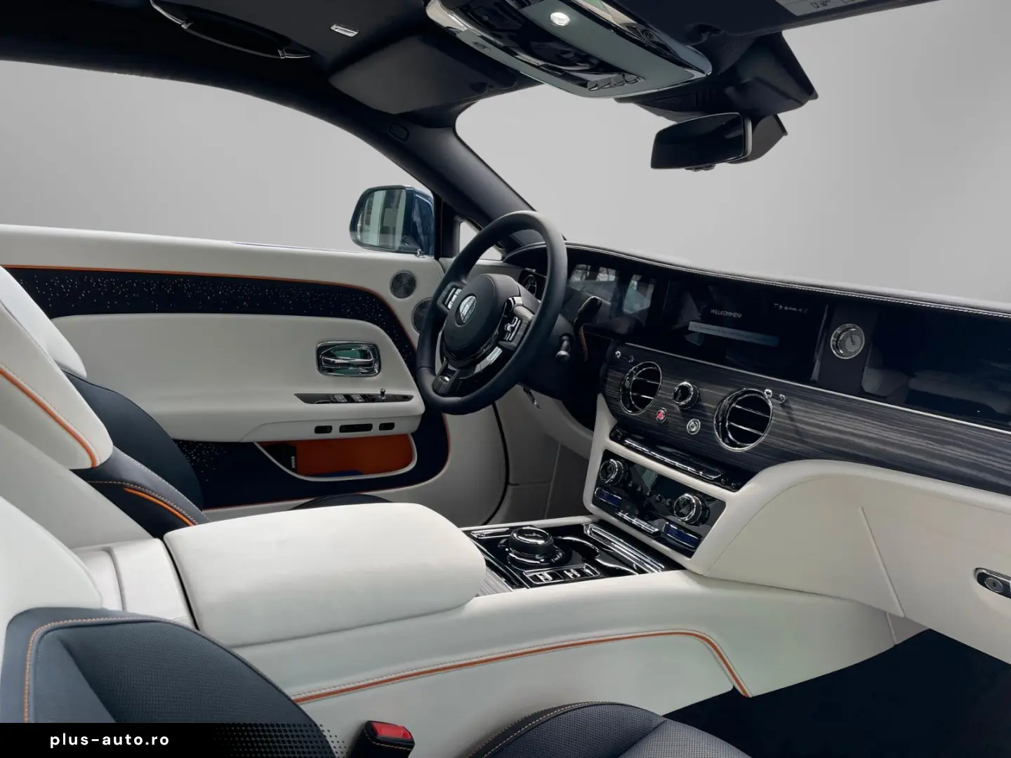 ROLLS ROYCE Spectre - Bespoke Starlight Shooting Star