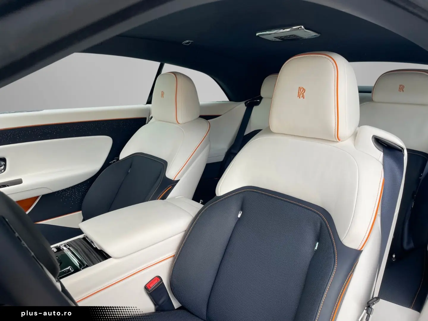 ROLLS ROYCE Spectre - Bespoke Starlight Shooting Star