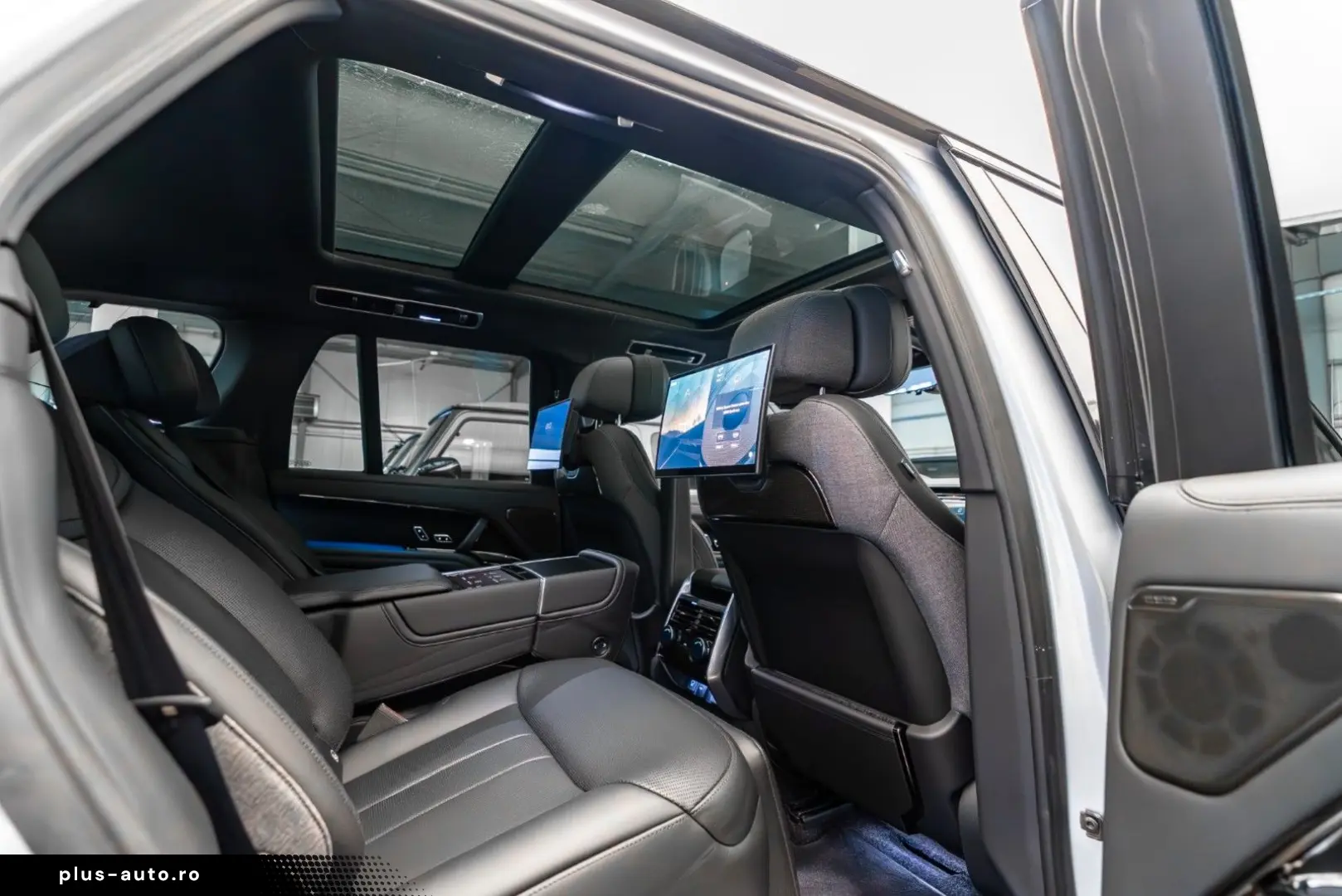 LAND ROVER Range Rover P615 SV SWB   Fond TV   Hot-Stone