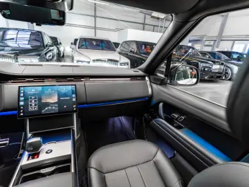 LAND ROVER Range Rover P615 SV SWB   Fond TV   Hot-Stone