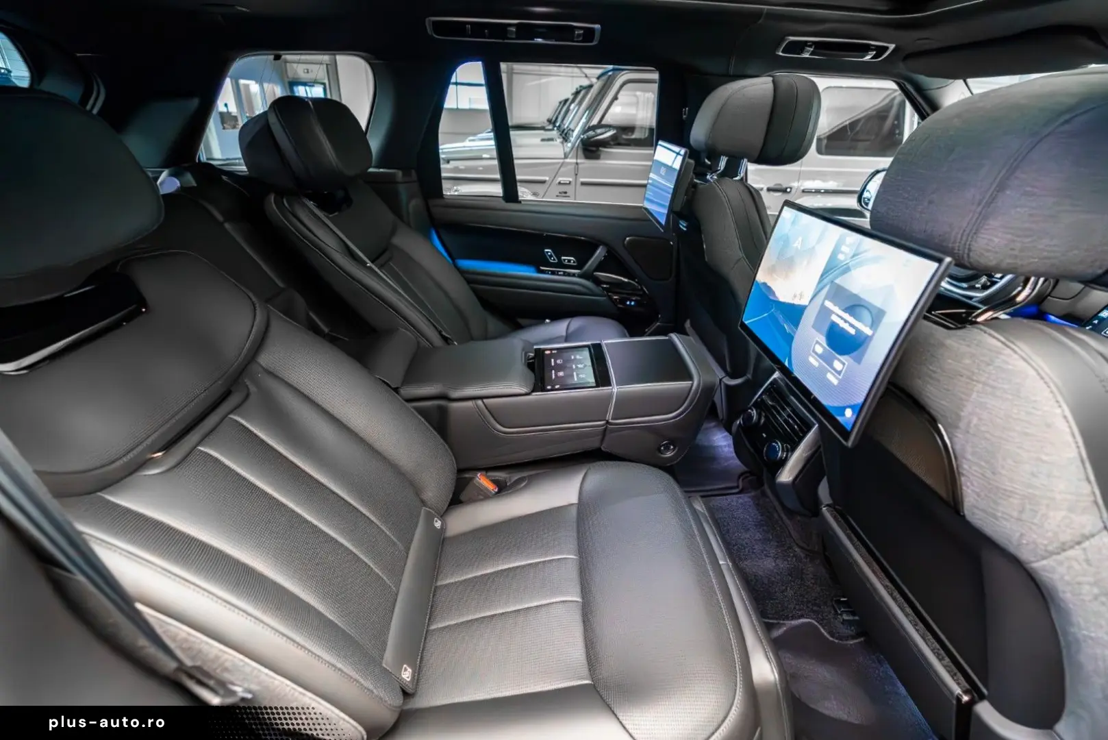 LAND ROVER Range Rover P615 SV SWB   Fond TV   Hot-Stone