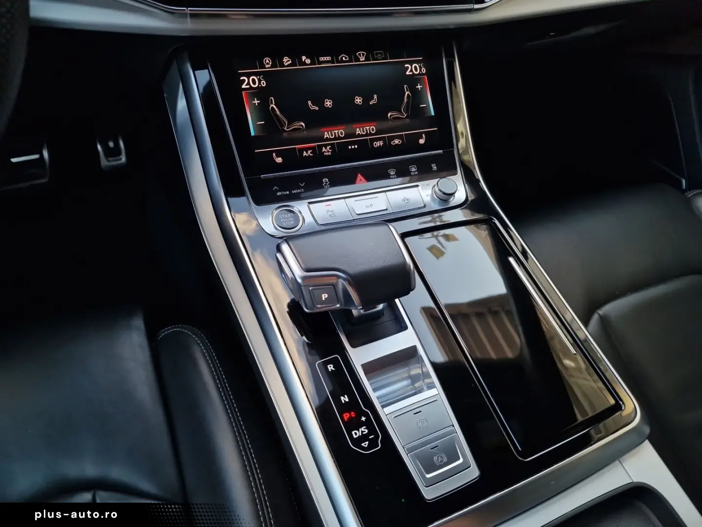 AUDI Q7 50 TDI S line