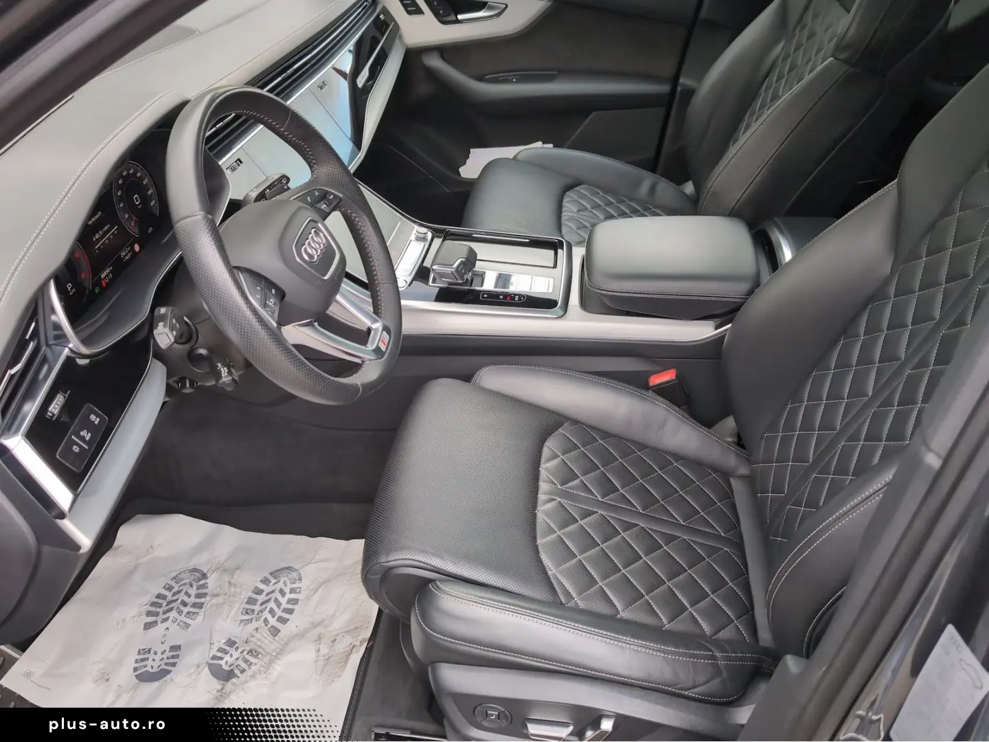 AUDI Q7 50 TDI S line